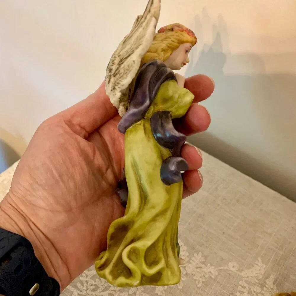 Nativity Angel Replacement Figurine Beautiful Vintage Hand Painted Jewel Tones